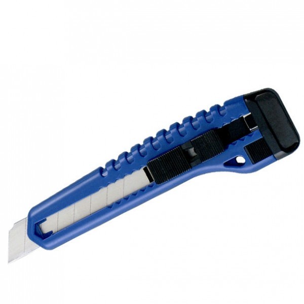 Cutter professionnel plastique 18.5cm